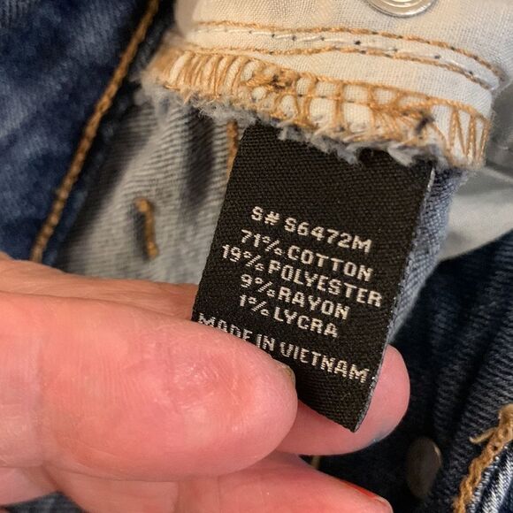 Harper size 28 denim distressed shorts - Picture 6 of 6